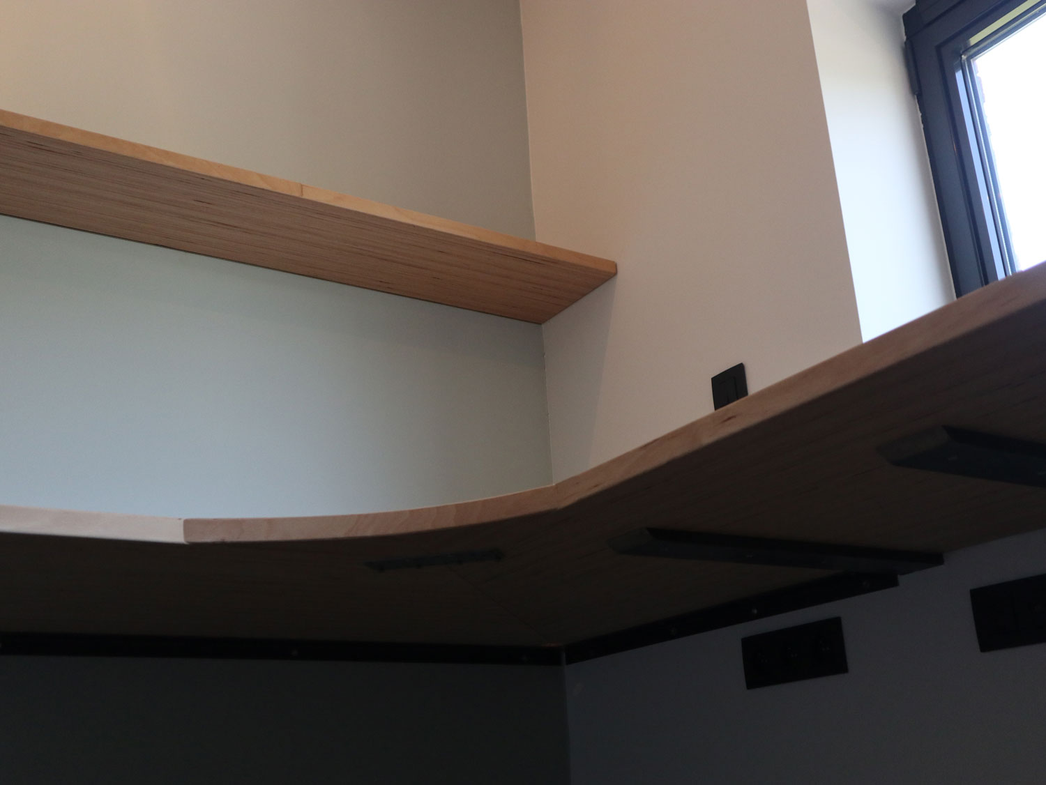 Zwevend bureaublad | Woodz Design | Zander Steels