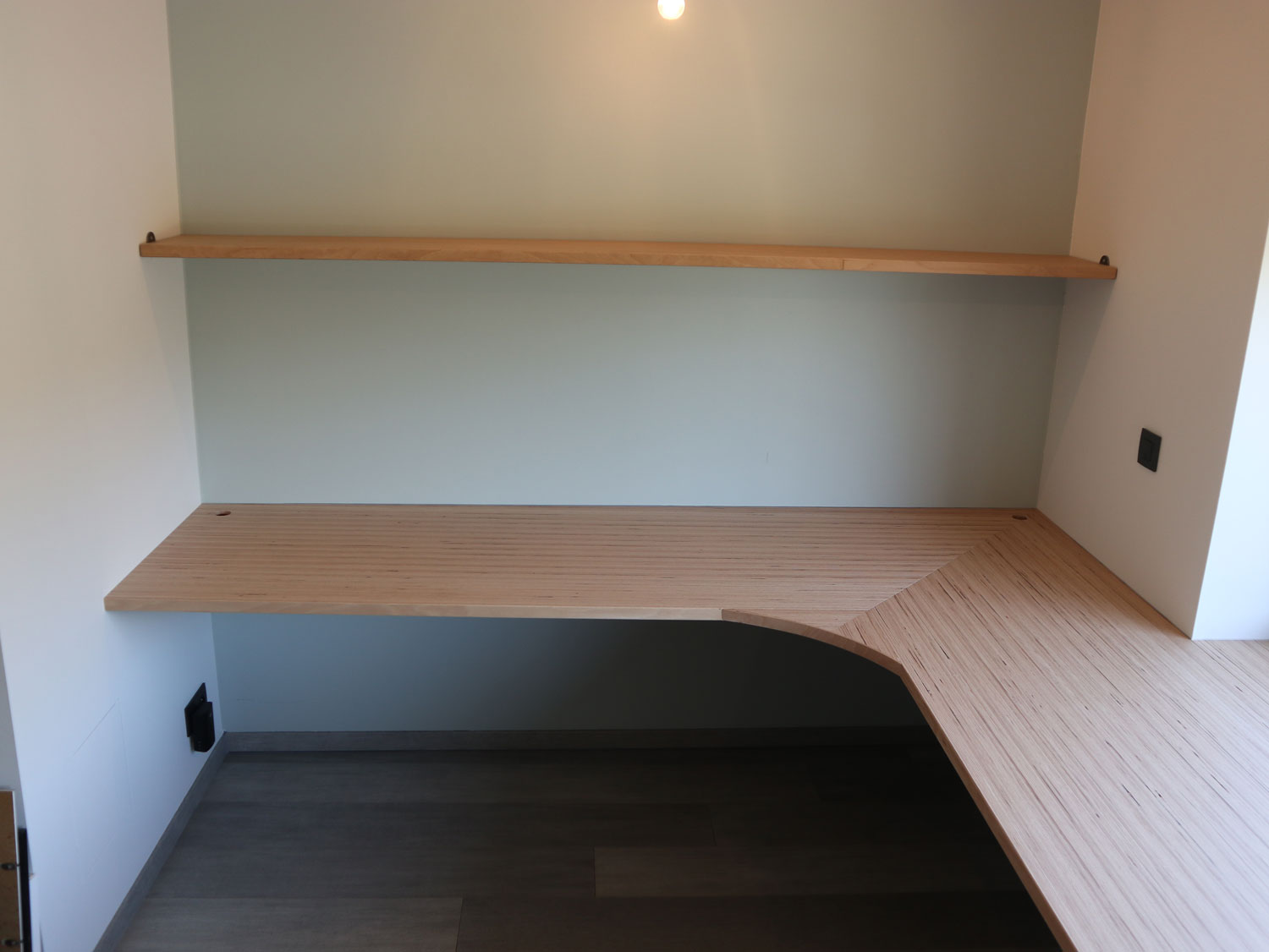 Zwevend bureaublad | Woodz Design | Zander Steels