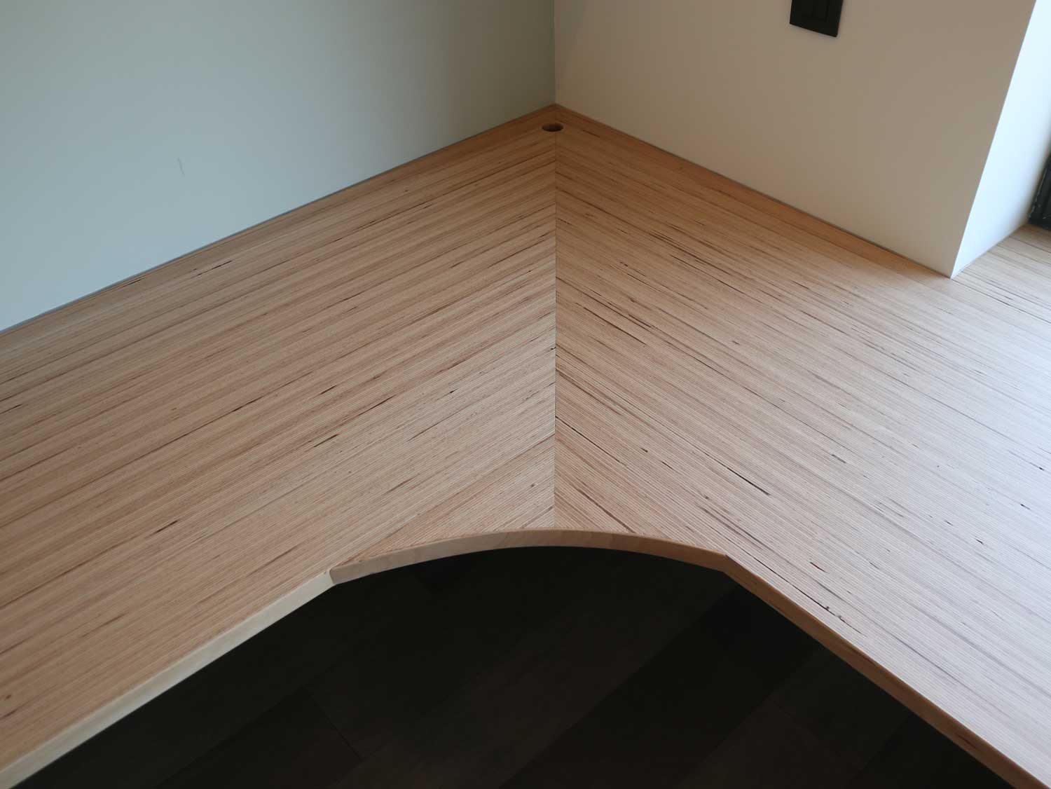 Zwevend bureaublad | Woodz Design | Zander Steels