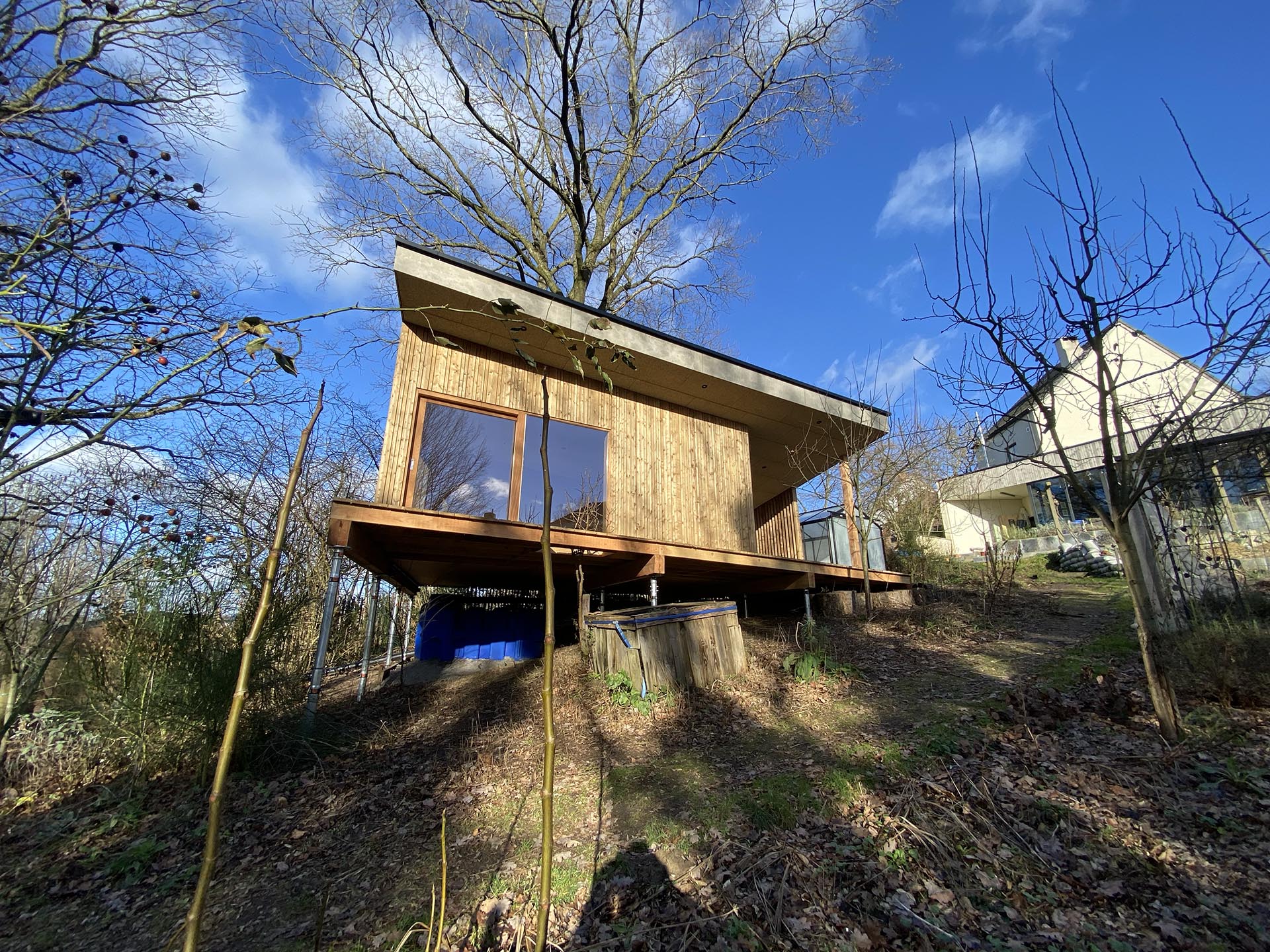 Tuinatelier op stelten | Woodz Design | Zander Steels